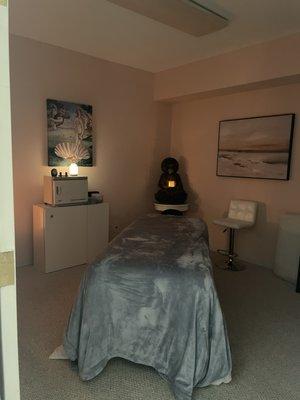 Come and let our experienced massage therapists melt away the tensions of the day , late hours and sane day appmnts often available here