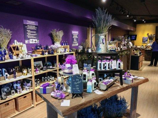 Pelindaba Lavender Sarasota - handcrafted lavender products direct from the farm