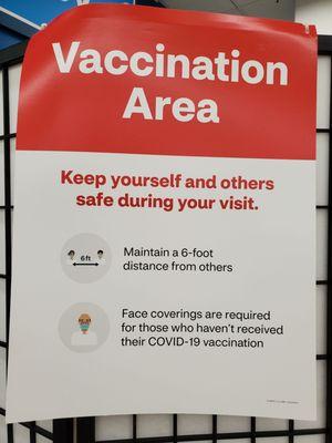 Pharmacy offers vaccinations here