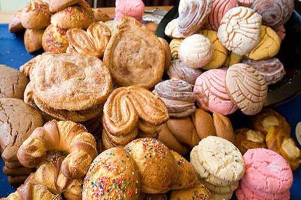 Of Course it's a bakery, can't miss the Pan Dulce