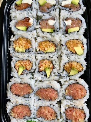 Philadelphia roll, Spicy Kani Roll, Spicy Tuna Roll