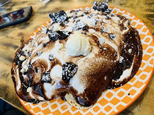 Oreo S'mores Pancakes