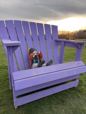 Giant play chair