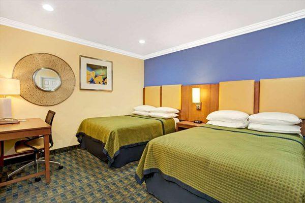 Days Inn By Wyndham San Francisco-Lombard