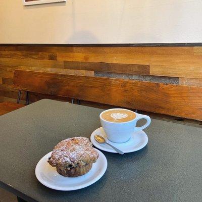 Latte, Blueberry Crumb Muffin