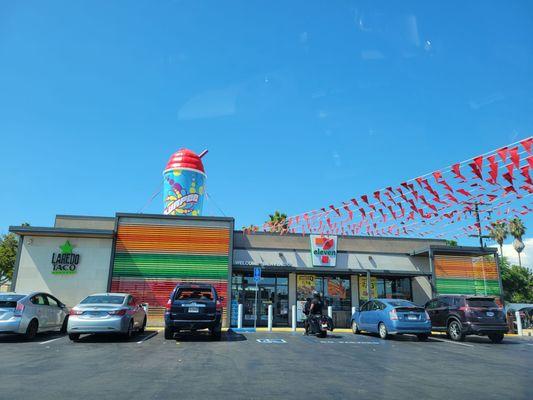 One of the nicest 7-11 in the area