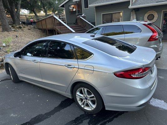 Ford Fusion Hybrid SE  30% F, 5% R