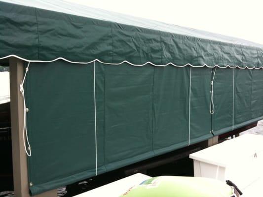 Green Calabana Pier Canopy and Pier Curtains