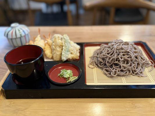 Amazing cold soba with tempura