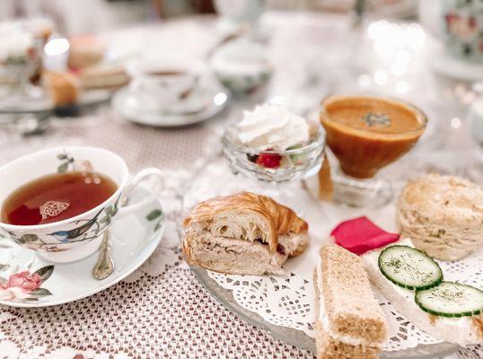 París Tea with light lunch