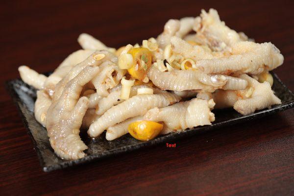 LEMONGRASS CHICKEN FEET SALAS (CHAN GA SA TAC)