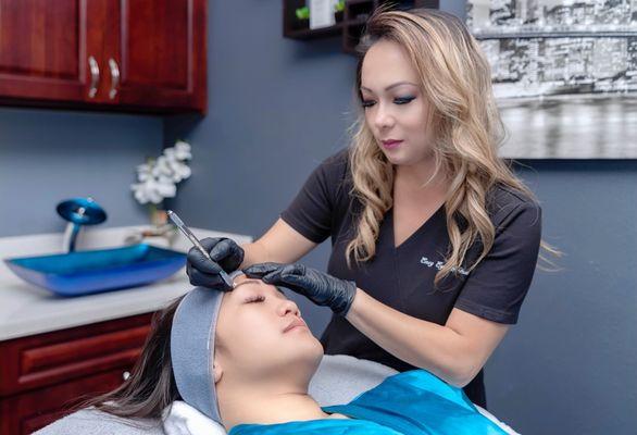 Microblading with Tammy, Master Esthetician