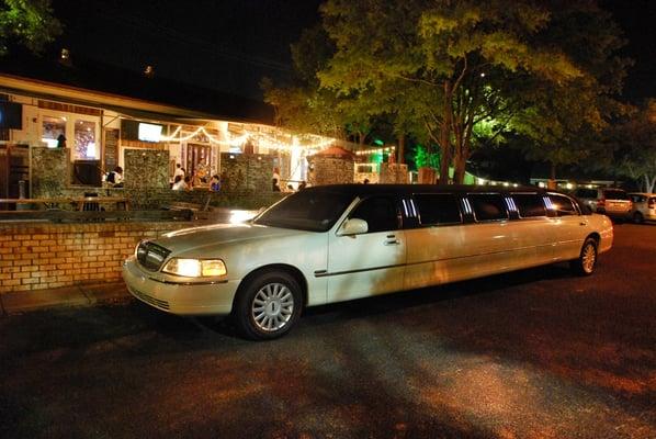 Lincoln Towncar stretch limo