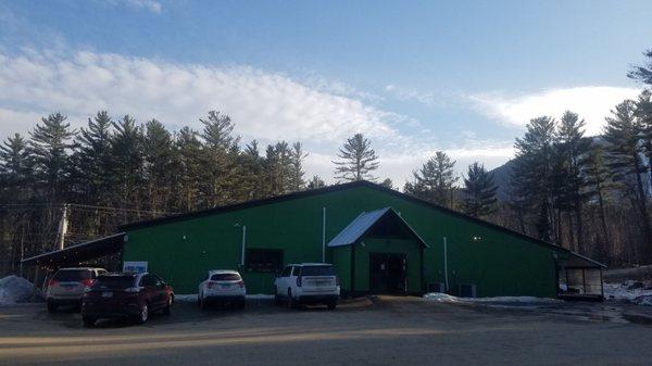 Barking Dawg Market in Newry, ME near Sunday River ski area