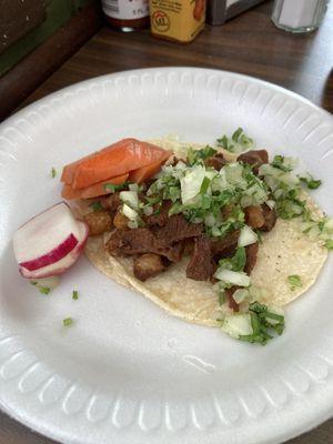 Chicharron taco