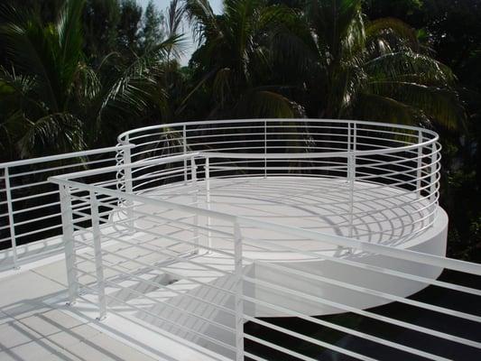 Custom Aluminum Horizontal Railing