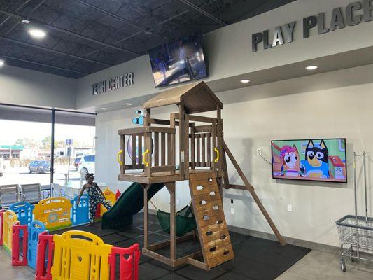 PLAY AREA with TV