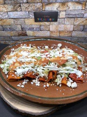 Enchiladas rojas