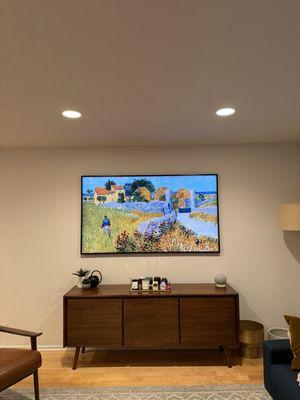 Perfectly centered between ceiling and sideboard