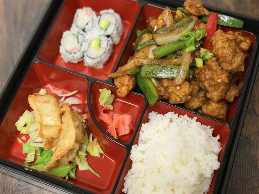 Spicy Chili Chicken Bento Box