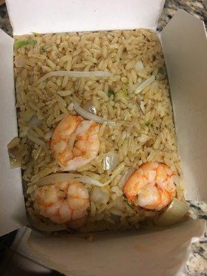 Shrimp Fried Rice. LOOKS yummy!