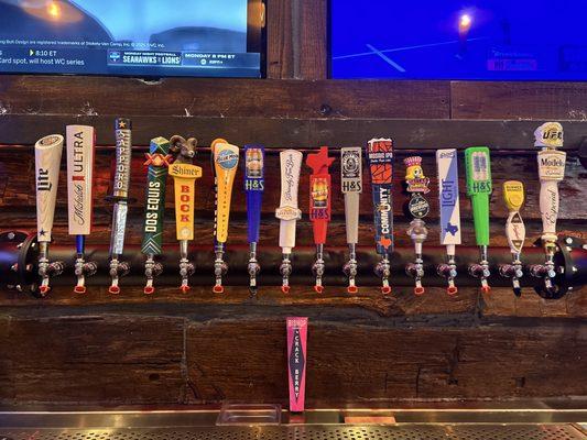 Draft beer taps