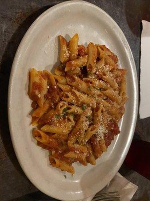 Gluten-free penne with red sauce