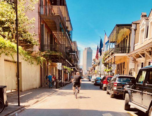 Alex's Bikes, a trusty ride through the city