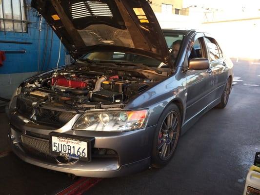 Oil change with these great guys @ Glendale Lube Center...these guys are the best at what they do.