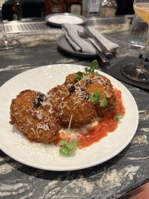 Caviar Dreams (fried mozzarella with caviar).