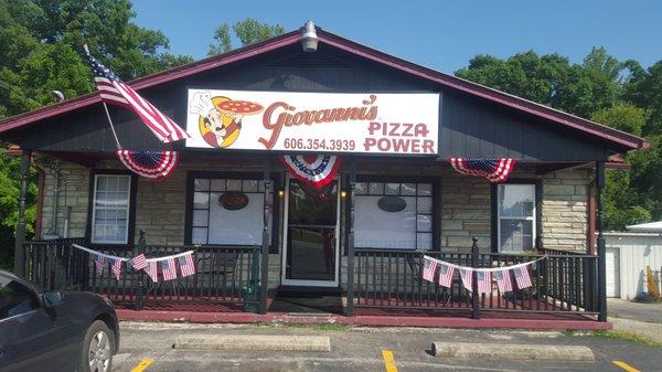 Giovanni's Pizza