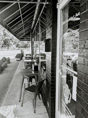 Burger Girl patio area