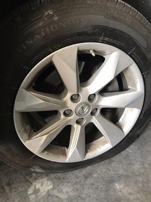 Flat tire as a result of very poor service