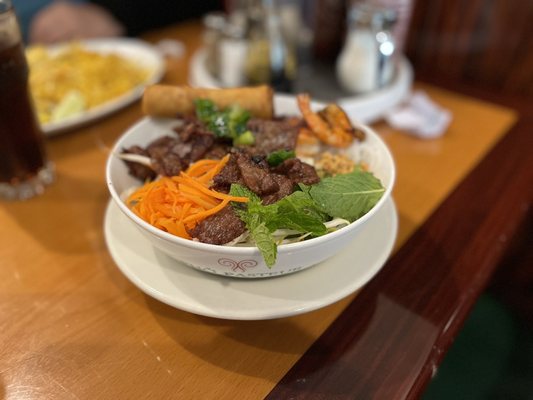 Pork and shrimp vermicelli bowl