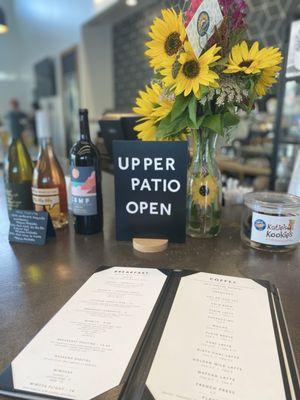 Decor, Wine, Countertop and Menu