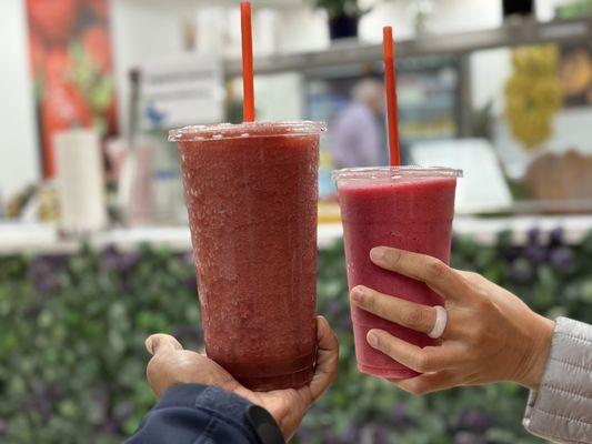 Max Oxidants (Pomegranate and Strawberries) and   Pitaya (Dragon Fruit, Mango, and Orange)