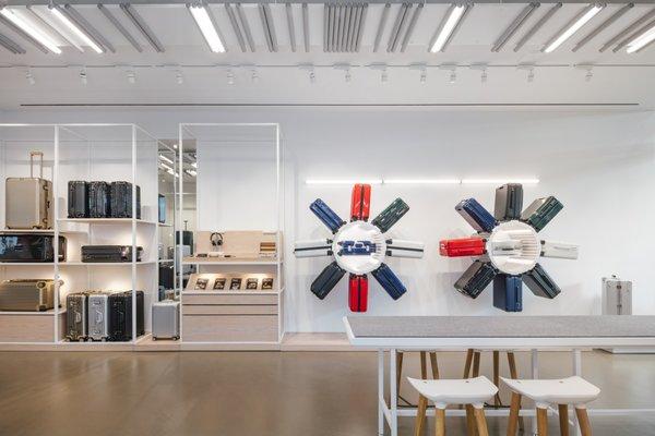 RIMOWA Store Bal Harbour Interior