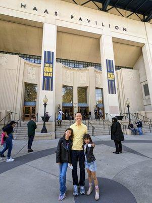 Took my nieces to the Cal vs No. 25 USC women's basketball game yesterday!