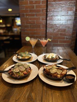 4 types of poutine + drinks