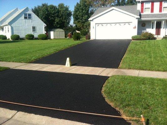 Free estimates and setting appointments for spring driveways