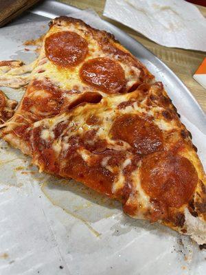 Pepperoni pizza