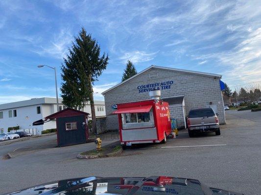 Best taco truck! It's hidden, and AMAZING!! Looking for a 5 lb burrito? Order from here!! Super good.