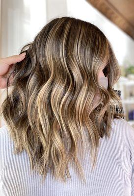 Buttery blonde summer hair!