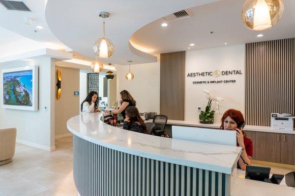 Aesthetic Dental