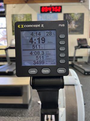 Rowing workout from one of my girlies. They asked us if the thing was broken after, it wasn't.