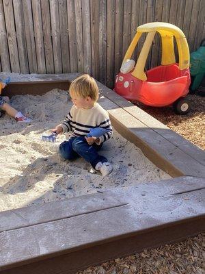 Sand box