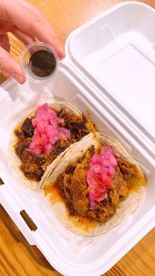 1. COCHINITA PIBIL TACOS