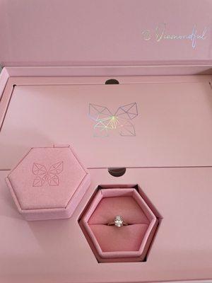 New gorgeous box!