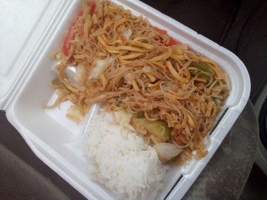 Pancit noodles and rice @ Pinoy Food Republic