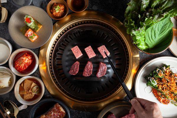 Custom built-in table side grilling